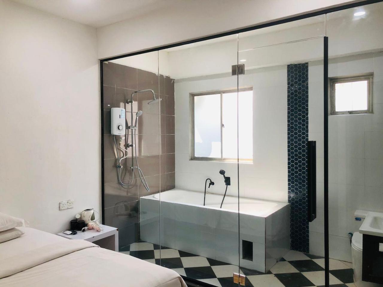 The Ardens - Taman Sentosa, 2* Johor Bahru