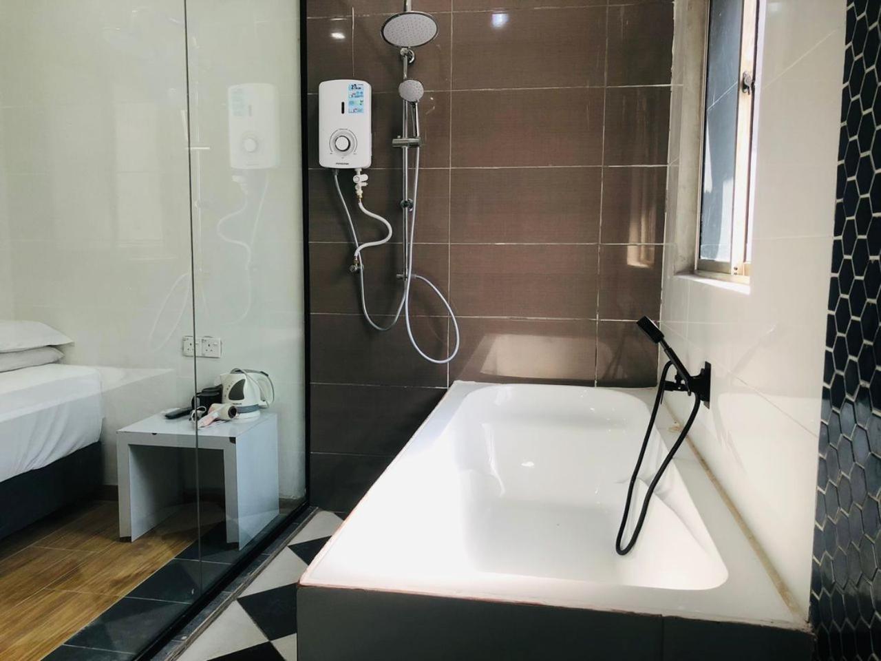 Hotel The Ardens - Taman Sentosa, 2*