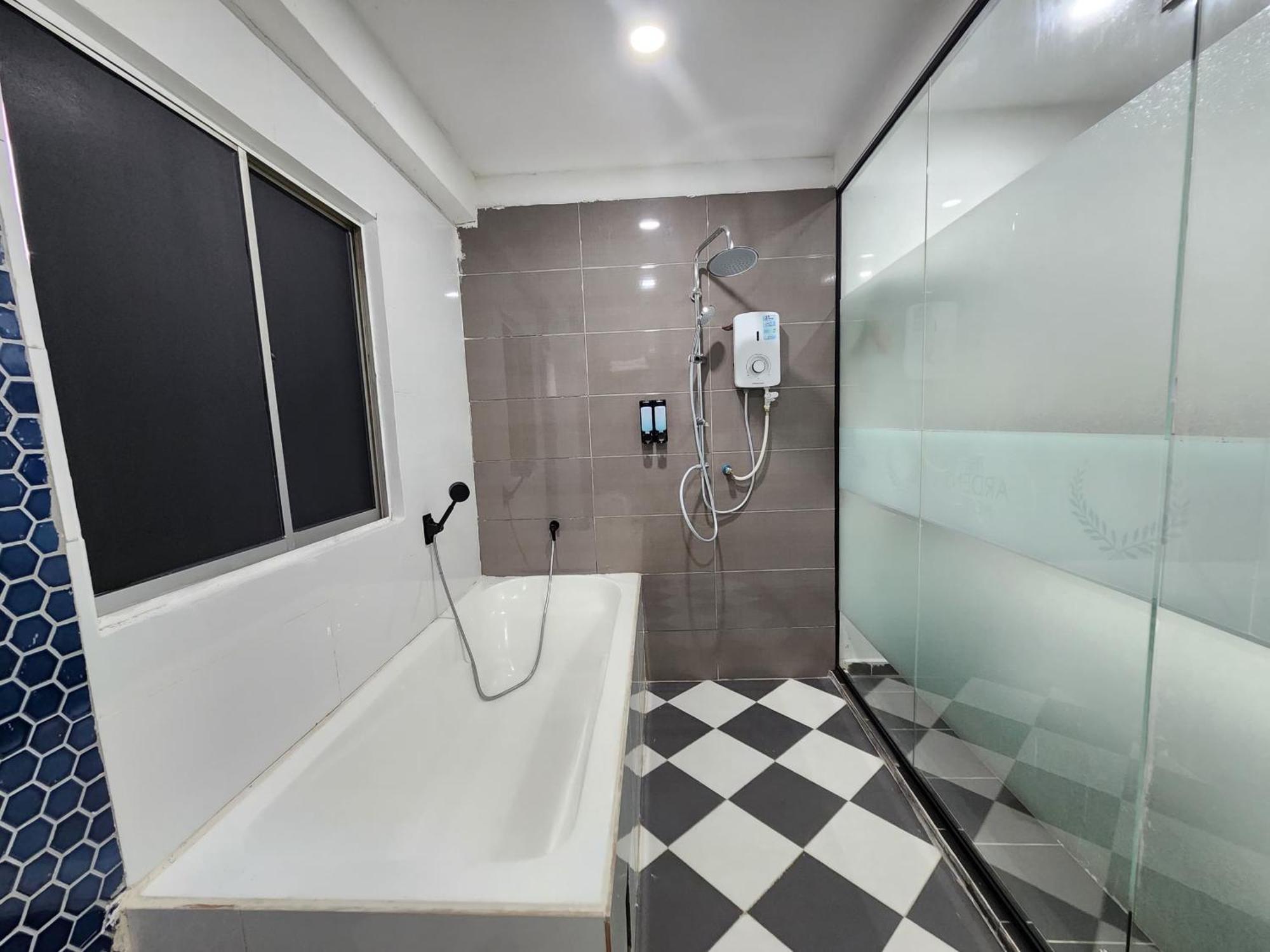The Ardens - Taman Sentosa, 2*